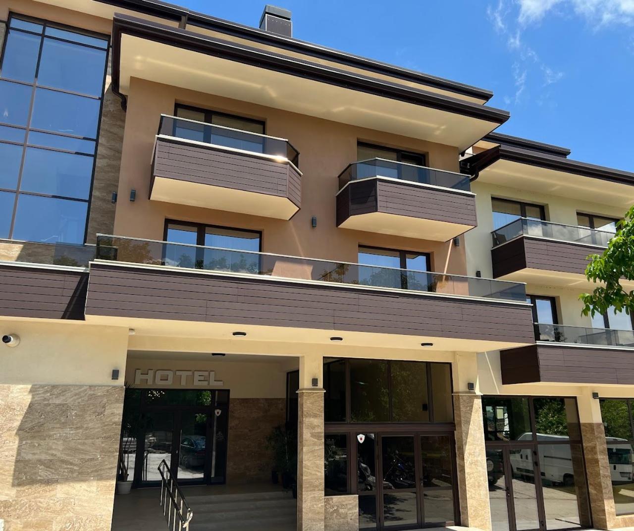 Hotel Комплекс Бабенец Gorna Orjahovica Esterno foto